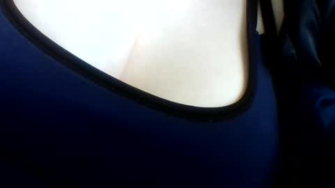 Snapshot of layannalea chatting on 19, 5, 2026 layannalea online show from 19, 5, 2026