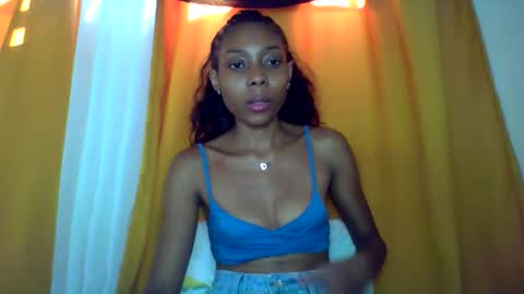 layannek online show from 15, 12, 2025