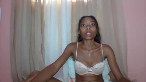 layannek online show from 27, 5, 2026