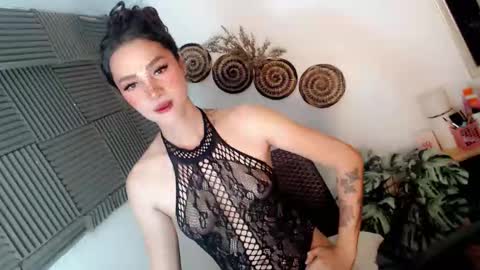 layla47649867 online show from 27, 2, 2026