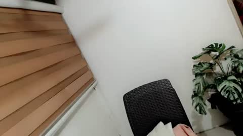 layla47649867 online show from 14, 6, 2026