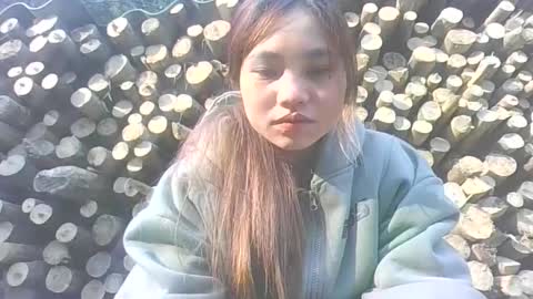 layla_999 online show from 13, 1, 2026