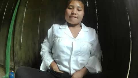 layla_999 online show from 30, 5, 2026
