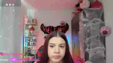 Snapshot of layla_castilloo chatting on 7, 10, 2025 Layla online show from 7, 10, 2025