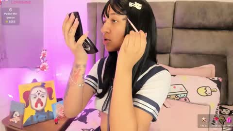 layla_clarke online show from 22, 9, 2025