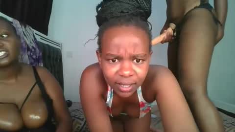 layla_cutiee online show from 25, 2, 2026