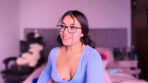 Snapshot of layla_nicols chatting on 6, 2, 2025 Layla online show from 6, 2, 2025