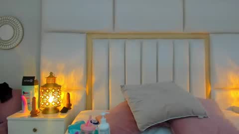 Snapshot of laylaadoll_ chatting on 14, 7, 2026 Lau online show from 14, 7, 2026