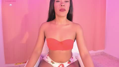 LAYLA online show from 1, 2, 2026