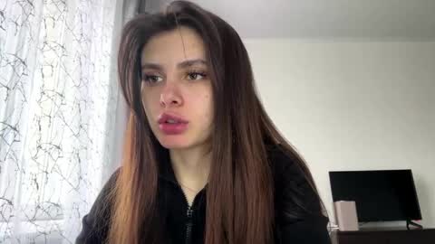 Snapshot of laylachinskey chatting on 11, 5, 2026 Rose online show from 11, 5, 2026