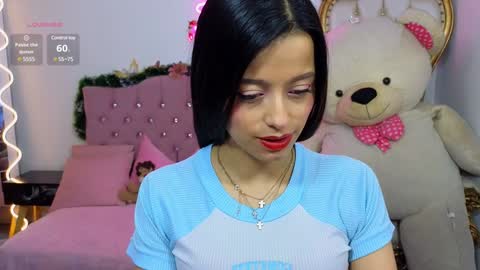 Snapshot of laylafoxy_tay chatting on 31, 12, 2024 laylafoxy_tay online show from 31, 12, 2024