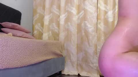 Snapshot of laylafoxy_tay chatting on 22, 2, 2025 laylafoxy_tay online show from 22, 2, 2025