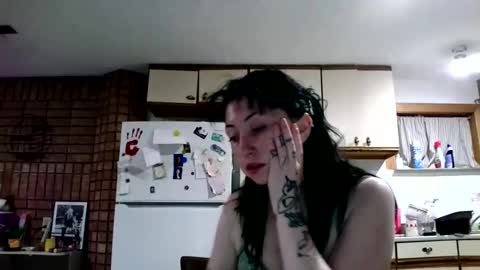 Layla Kills online show from 25, 10, 2025