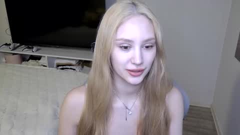 LaylaPretty001 online show from 6, 4, 2026