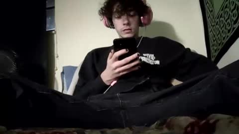 Snapshot of laymetorest420 chatting on 6, 3, 2025 Stitch online show from 6, 3, 2025