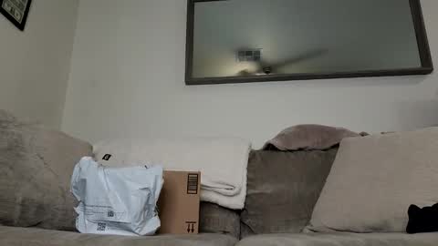 Snapshot of layzebigballs chatting on 8, 1, 2026 layzebigballs online show from 8, 1, 2026