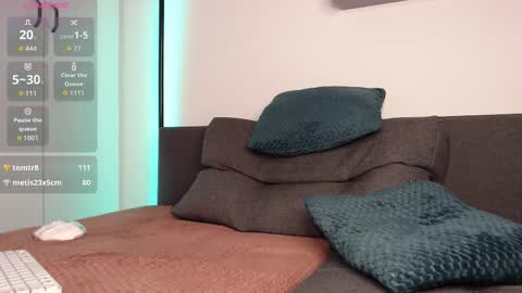 Snapshot of lazar_angels chatting on 2, 3, 2026 Laz online show from 2, 3, 2026