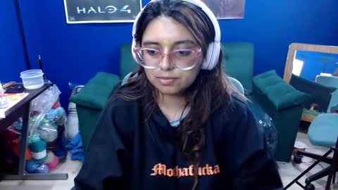 lcherryblossoml online show from 12, 11, 2025