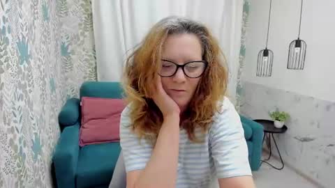Snapshot of lea_fruit chatting on 13, 6, 2026 Lea online show from 13, 6, 2026