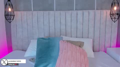    online show from 18, 11, 2025