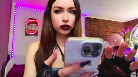 lea_loon online show from 6, 5, 2026