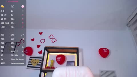 Snapshot of lea_velle chatting on 8, 3, 2025 Lea Velle online show from 8, 3, 2025