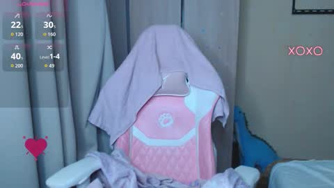 Leah  Gotty online show from 2, 12, 2025