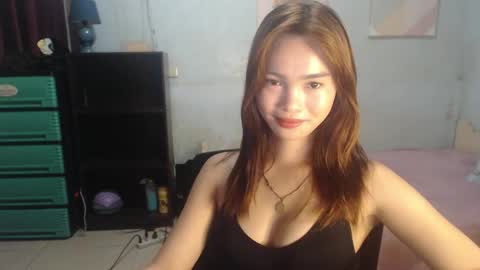 leah_fucker online show from 5, 2, 2026