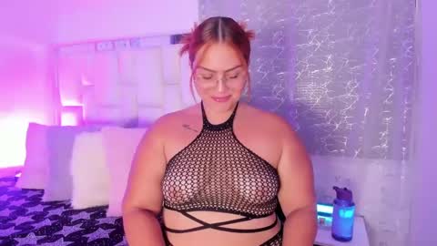 Leah  online show from 25, 9, 2025