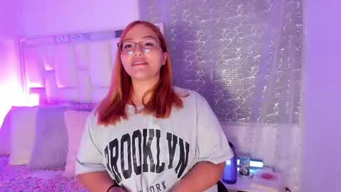 Snapshot of leahbarker chatting on 12, 2, 2026 Leah online show from 12, 2, 2026