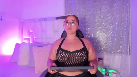 Leah  online show from 12, 5, 2026