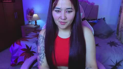 leakitten_ online show from 16, 9, 2025