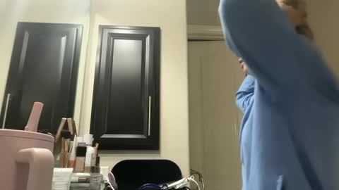 leanneluxecouple online show from 15, 9, 2025