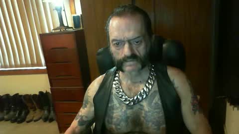Snapshot of leathergreaser chatting on 5, 12, 2024 leathergreaser online show from 5, 12, 2024