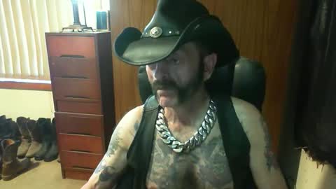 leathergreaser online show from 10, 4, 2026