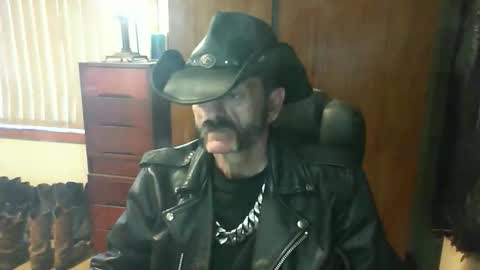 leathergreaser online show from 7, 5, 2026