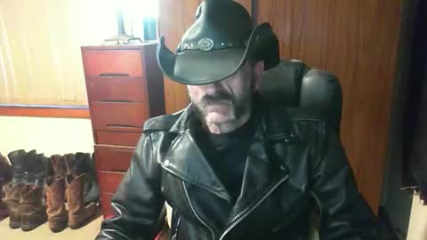 leathergreaser online show from 9, 5, 2026