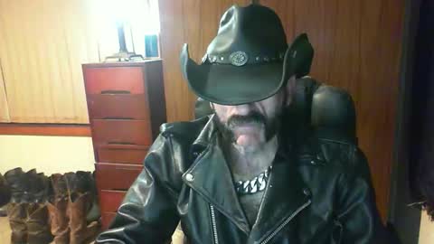 leathergreaser online show from 12, 5, 2026