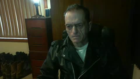 leathergreaser online show from 17, 6, 2026