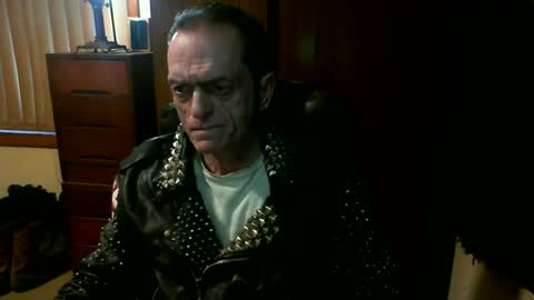 leathergreaser online show from 25, 6, 2026
