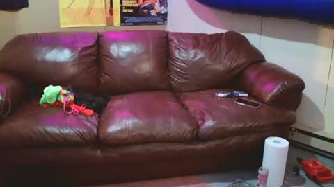 Snapshot of leatherluvefuck chatting on 10, 1, 2026 kinky dirty fuck online show from 10, 1, 2026