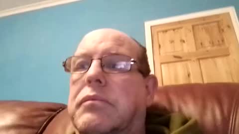 Snapshot of leatherpants68 chatting on 25, 3, 2026 leatherpants68 online show from 25, 3, 2026