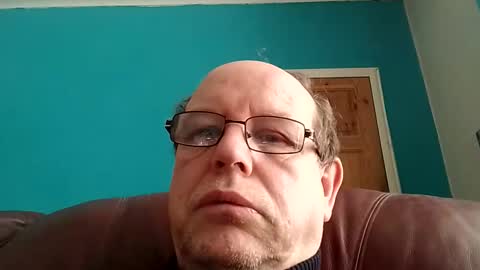 Snapshot of leatherpants68 chatting on 13, 4, 2026 leatherpants68 online show from 13, 4, 2026