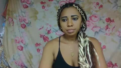 leatiana online show from 8, 5, 2026