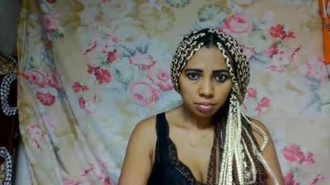 leatianaa online show from 11, 6, 2026