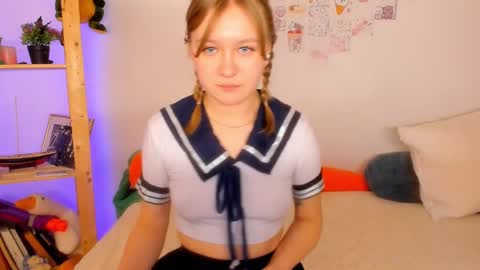 Snapshot of leazy_peasy chatting on 6, 12, 2024 Ellie online show from 6, 12, 2024