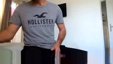 lebrun1985 online show from 26, 10, 2025