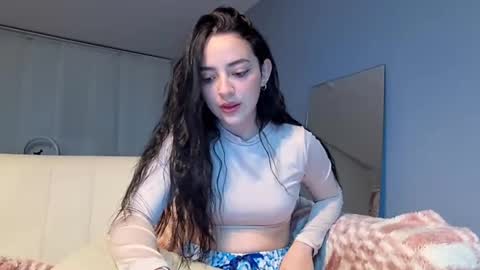 lee_mila online show from 29, 12, 2024