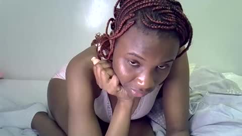 Snapshot of lee_shaz chatting on 15, 4, 2026 lee baby online show from 15, 4, 2026