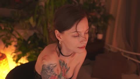 leekta online show from 2, 2, 2025